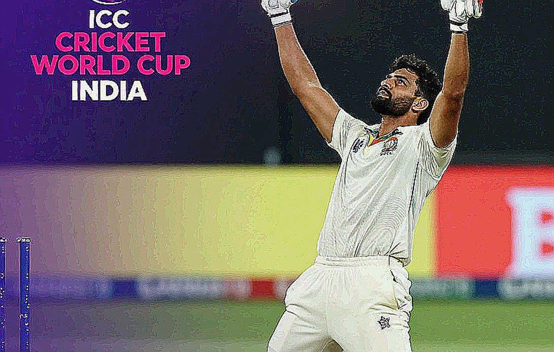 ছয় বোলার, তিন ম্যাচ, একটা ভেজা বল: জিম্বাবুয়ের বিপক্ষে ভারতের গভীরতা যাচাইয়ের আসল হিসাব
