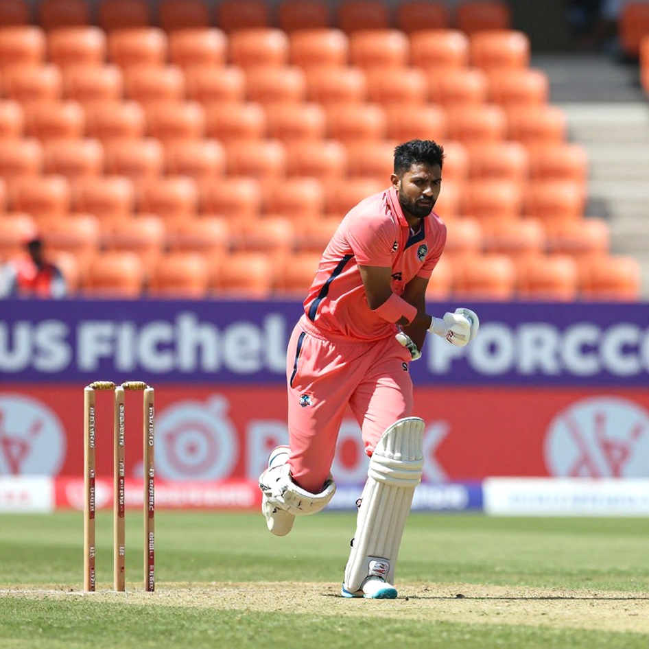 ২৭ কোটি টাকার প্যাডেল, ১২০ কোটি টাকার পার্স: ফ্র্যাঞ্চাইজি ক্রিকেটের ট্রান্সফার উইন্ডোয় আসল চাবিকাঠি কোথায় ২৭ কোটি টাকার প্যাডেল, ১২০ কোটি টাকার পার্স: ফ্র্যাঞ্চাইজি ক্রিকেটের ট্রান্সফার উইন্ডোয় আসল চাবিকাঠি কোথায়