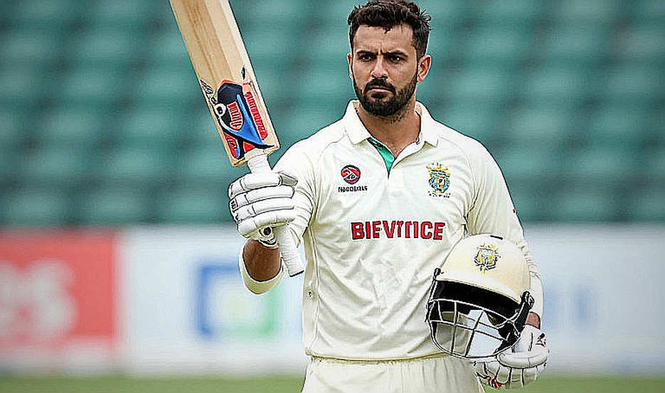 Simmons's Unfinished Sentence Before Sharjah: The Fifty-Over Ledger and an Open Parenthesis Simmons's Unfinished Sentence Before Sharjah: The Fifty-Over Ledger and an Open Parenthesis
