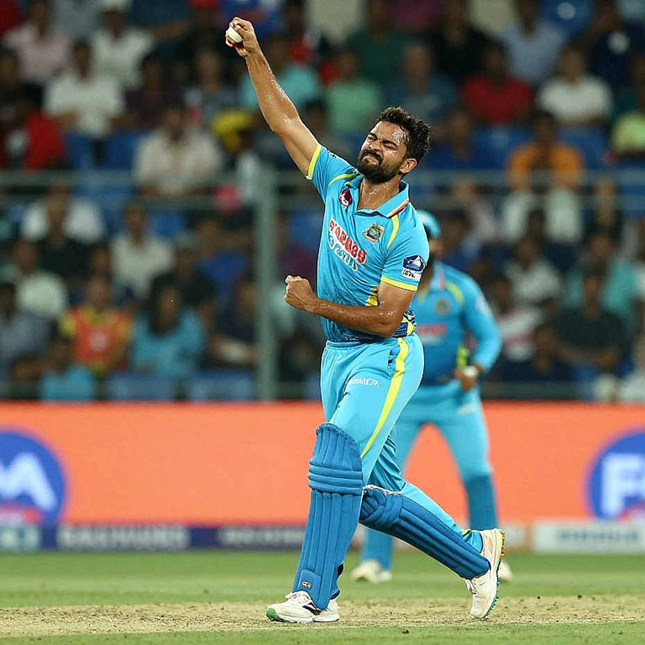 অভিষেক শর্মার ৩০ বলে ৬৯: পাওয়ারপ্লের মেট্রোনোম যেভাবে কাজ করে অভিষেক শর্মার ৩০ বলে ৬৯: পাওয়ারপ্লের মেট্রোনোম যেভাবে কাজ করে