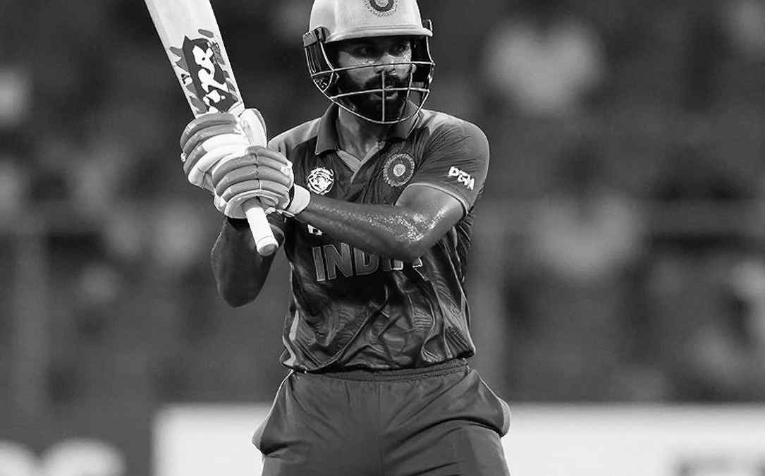 এশিয়ার ক্রিকেটে সবচেয়ে দুর্লভ জিনিসটা ভিড় নয়, টেপ