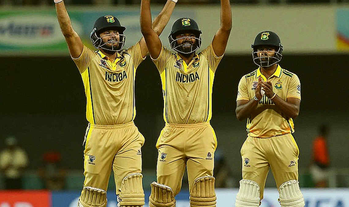 স্কোরকার্ড যাকে গোনে না: সারাহ দাম্বানেভানা এবং আম্পায়ারিং পাইপলাইনের নীরব ফাটল স্কোরকার্ড যাকে গোনে না: সারাহ দাম্বানেভানা এবং আম্পায়ারিং পাইপলাইনের নীরব ফাটল