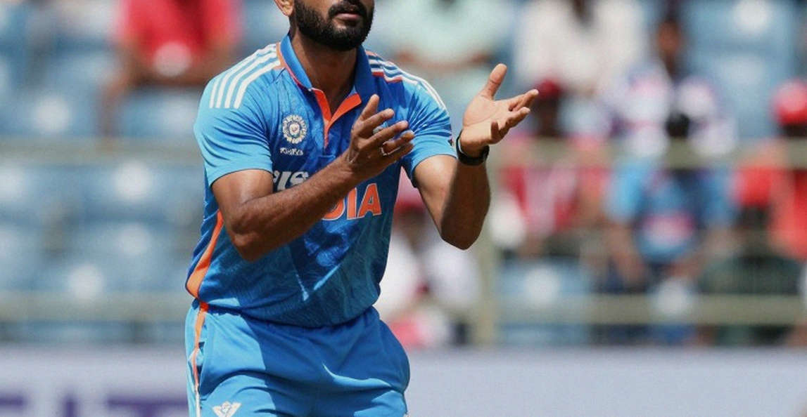 শাফালি ভার্মার ব্যাট থেকে ছিটকে পড়া আবেগ: রায়পুরের ১২তম ওভার ও ক্রিকেটের অলিখিত শৃঙ্খলা-দর্শন শাফালি ভার্মার ব্যাট থেকে ছিটকে পড়া আবেগ: রায়পুরের ১২তম ওভার ও ক্রিকেটের অলিখিত শৃঙ্খলা-দর্শন