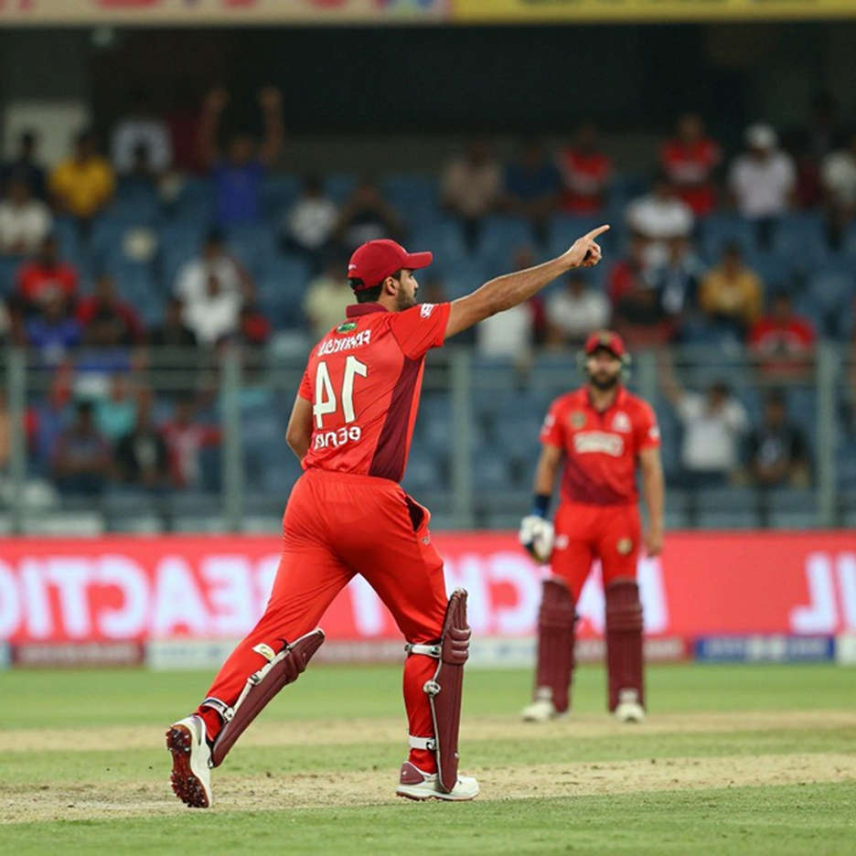 Seven Thousand Runs, Three Hundred Wickets and the Light of One Innings: A Tactical Map of NCL Round Three