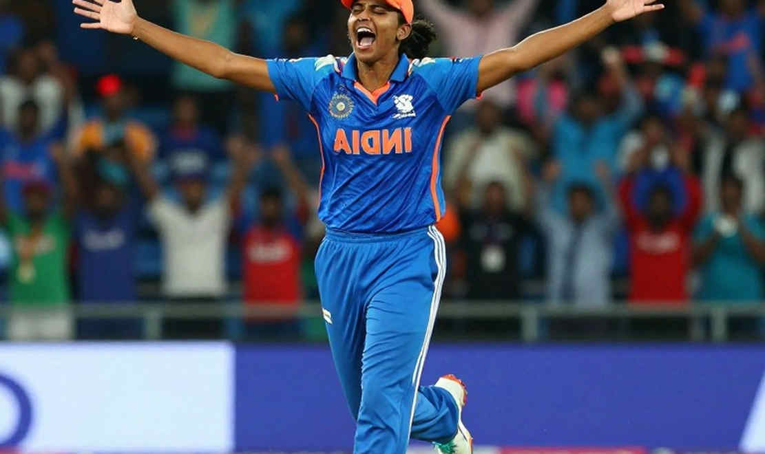 ৩৫-এ ৯০০ রান, তারপর দুই বছরের চুক্তি: ট্যামি বিউমন্টের সিদ্ধান্ত যে সংকট লুকিয়ে রাখছে