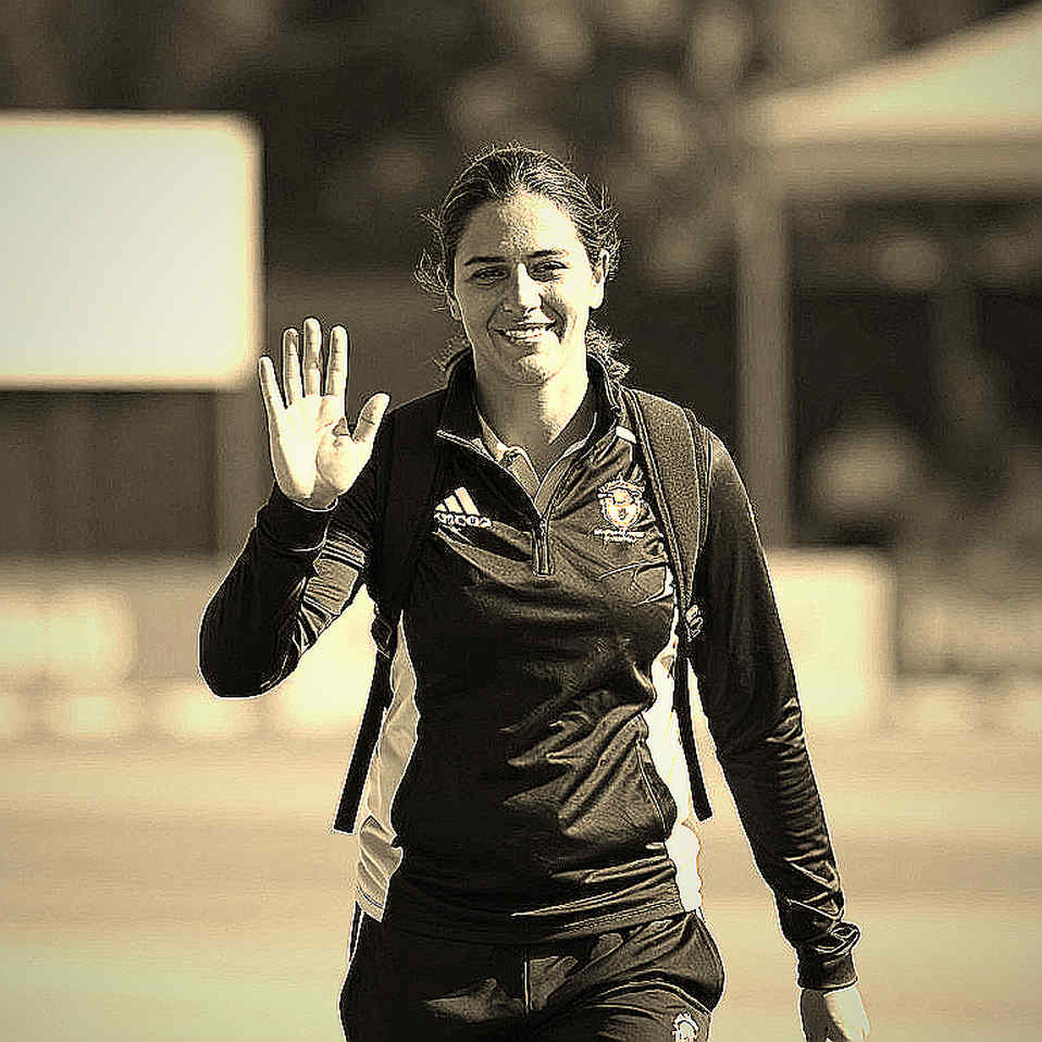 Rawalpindi's 49.5 Overs: One Innings and Eighteen Seam Wickets Hidden Inside 305 Rawalpindi's 49.5 Overs: One Innings and Eighteen Seam Wickets Hidden Inside 305