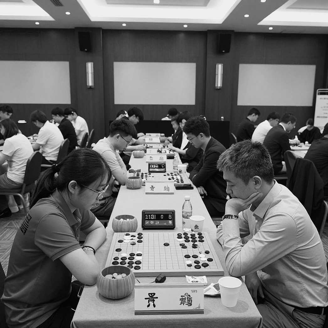 From German Chess Magazine SCHACH to CHESS INSIGHT: Saint Louis's $400,000 and the Ledger of a Single-Patron System From German Chess Magazine SCHACH to CHESS INSIGHT: Saint Louis's $400,000 and the Ledger of a Single-Patron System